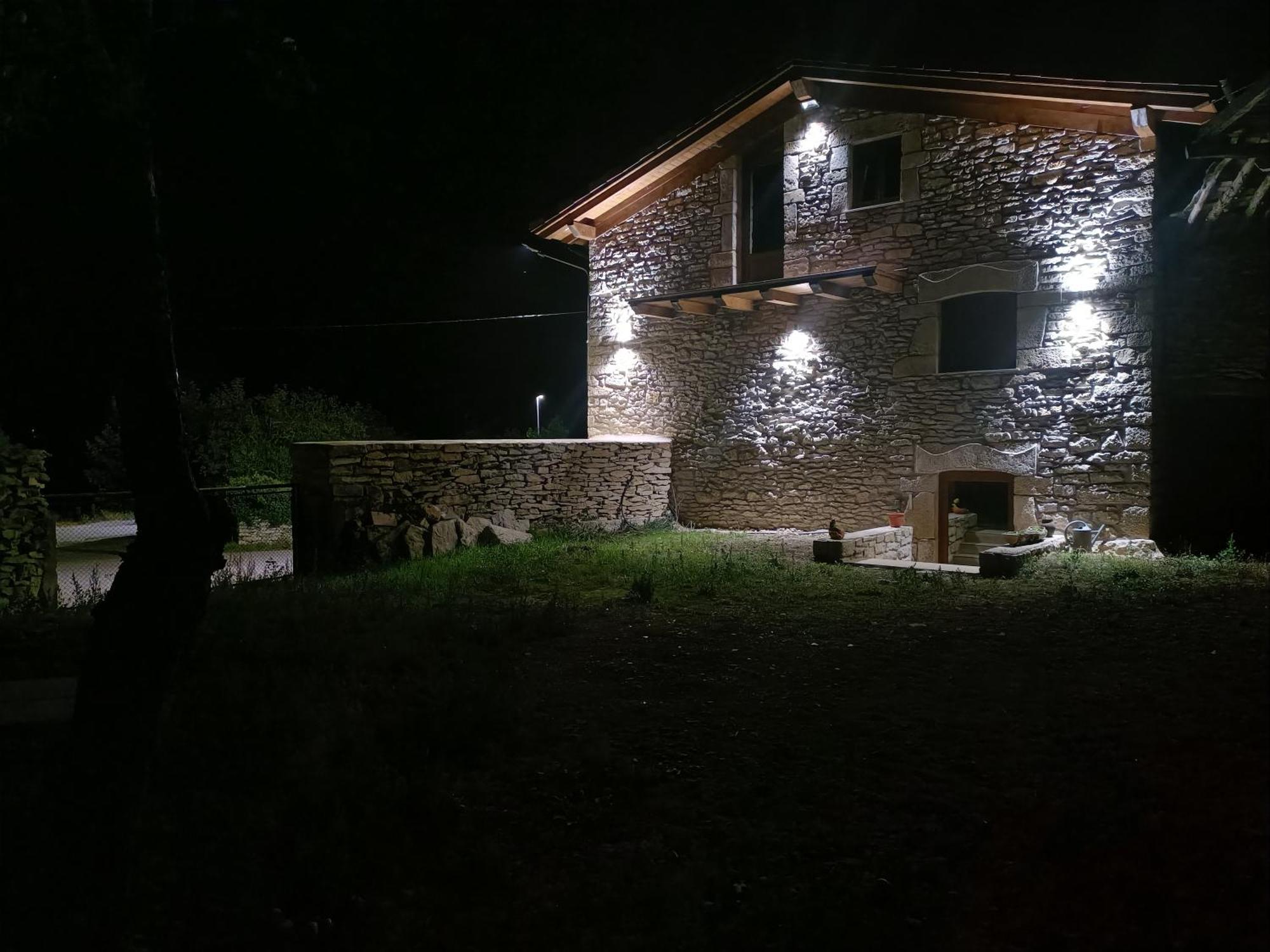 Casa Rural El Pinche Quincoces de Yuso Exterior photo