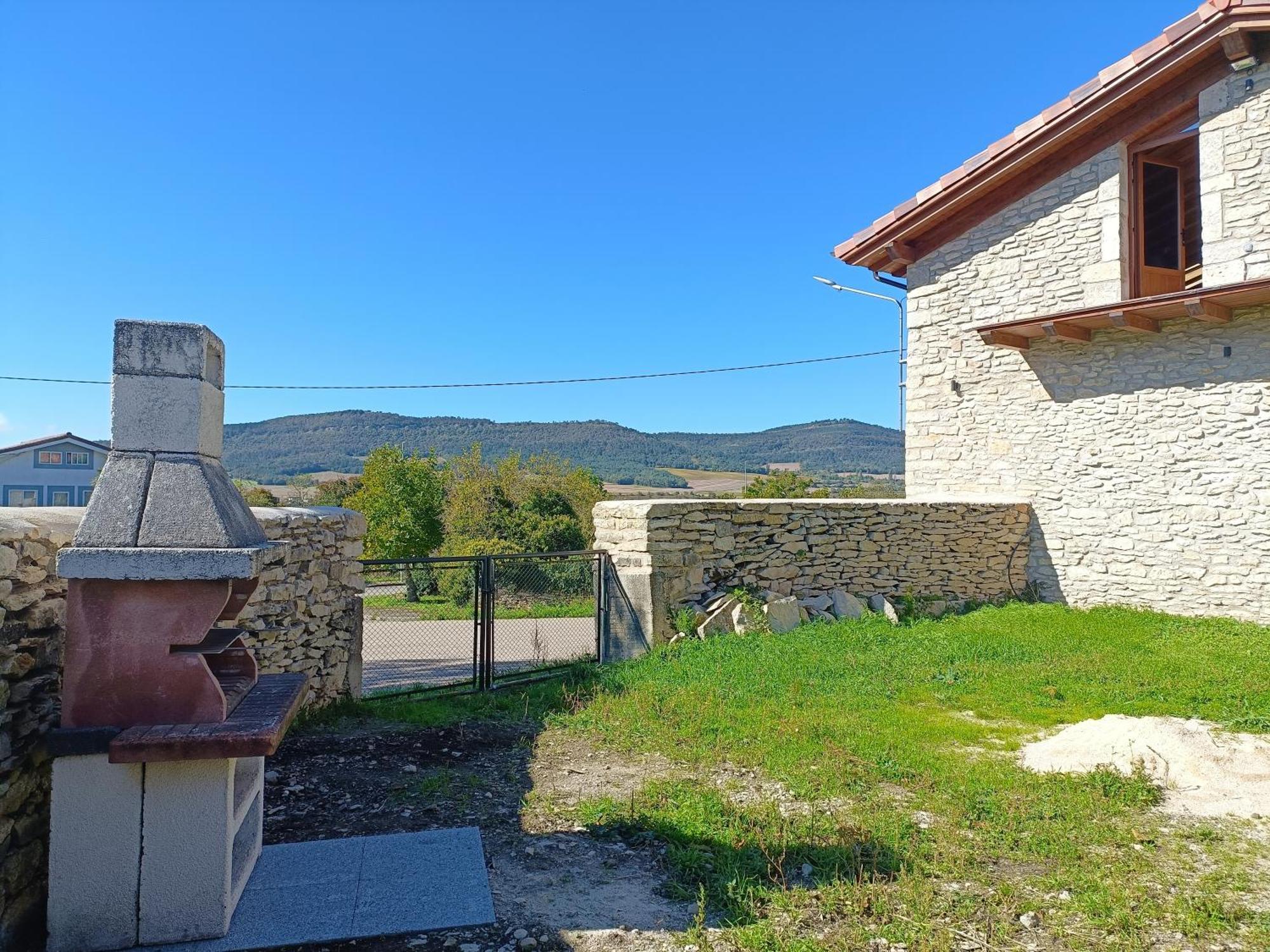 Casa Rural El Pinche Quincoces de Yuso Exterior photo