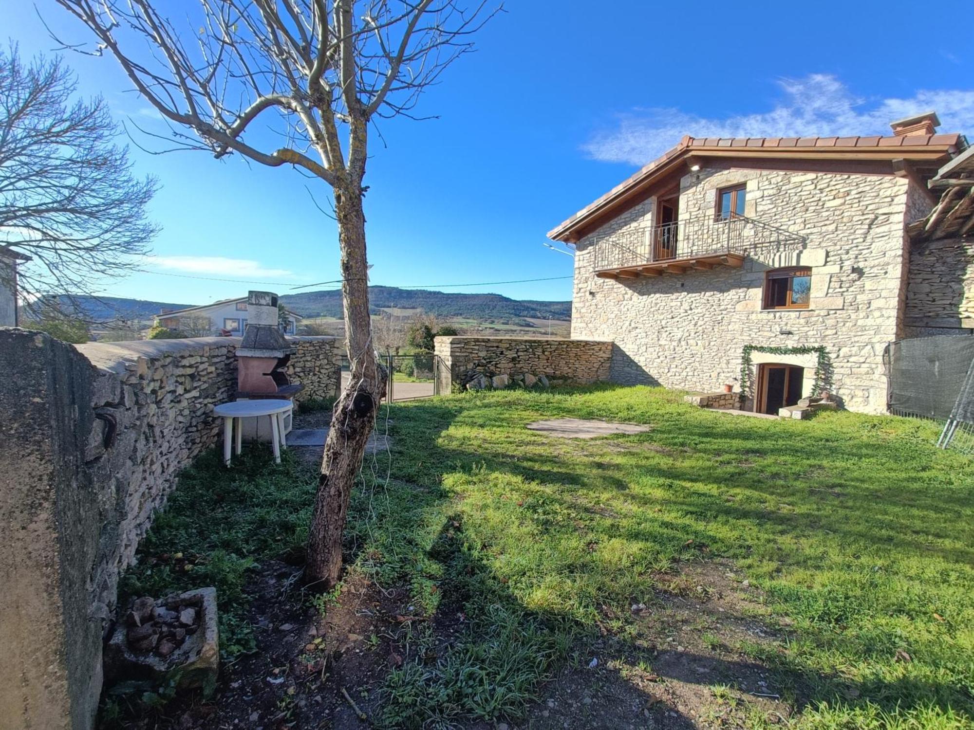 Casa Rural El Pinche Quincoces de Yuso Exterior photo